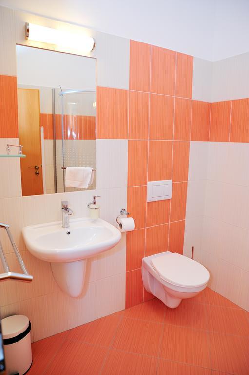 Hotel Praha Potstejn Bilik gambar