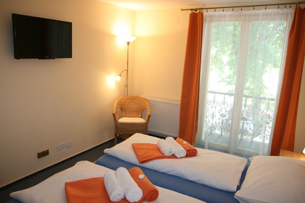 Hotel Praha Potstejn Luaran gambar