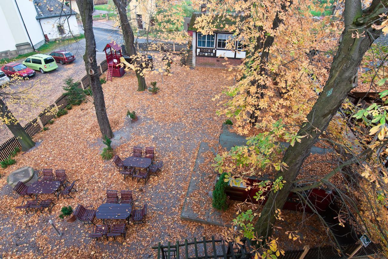 Hotel Praha Potstejn Luaran gambar